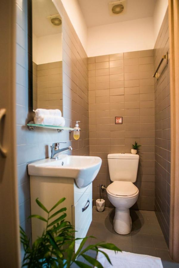 Athens Gem Bed & Breakfast Bagian luar foto