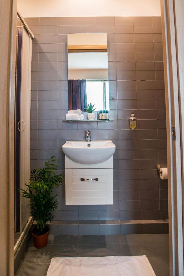 Athens Gem Bed & Breakfast Bagian luar foto